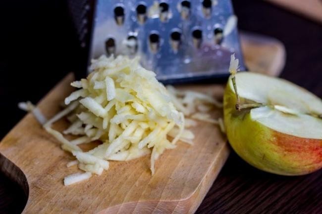 1. Яблочная маска