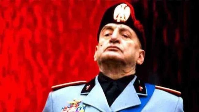 Бенито Муссолини легализовал Ватикан