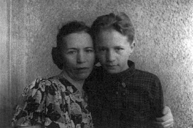 Первая любовь