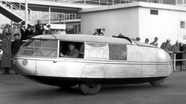 10. «Dymaxion car»