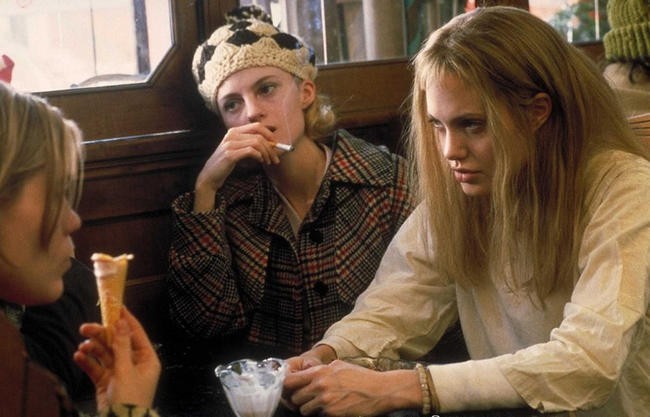 Прерванная жизнь / Girl, Interrupted (1999, Джеймс Мэнголд)