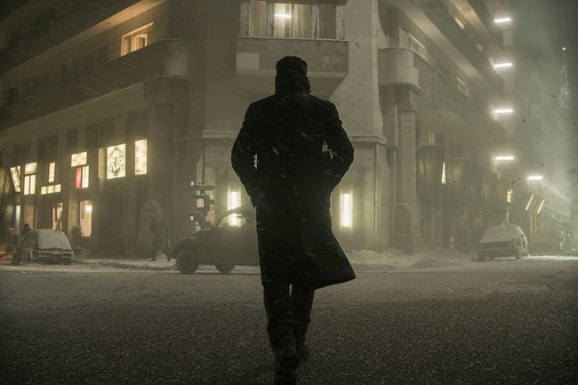Бегущий по лезвию 2049 / Blade Runner 2049 (2017)