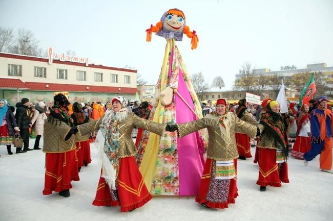 Воскресенье - проводы