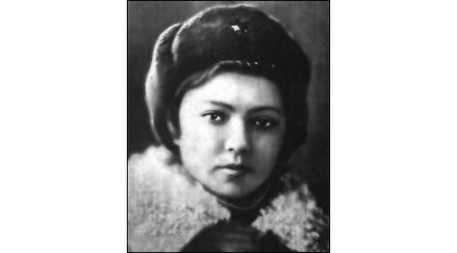 Елена Колесова