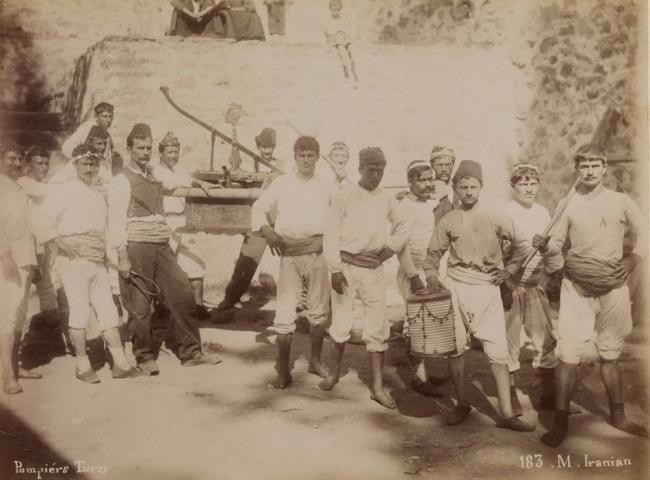 9. Памятная фотографии