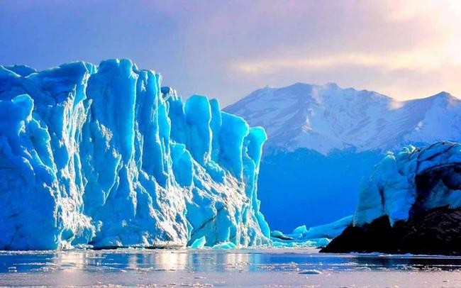 Ледники хранят около 75 % мировых запасов пресной воды