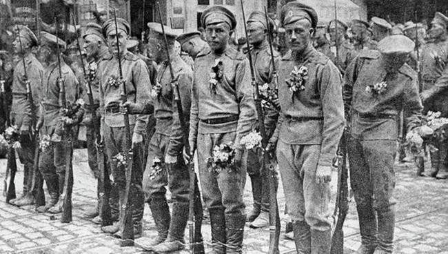 Институт телесных наказаний, офицеры-самодуры и «цуки» в военных училищах при преемниках Петра I