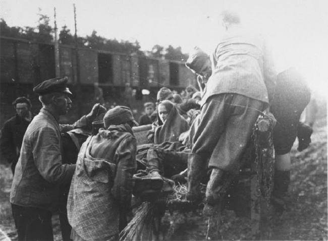 10. Спасённые заключённые