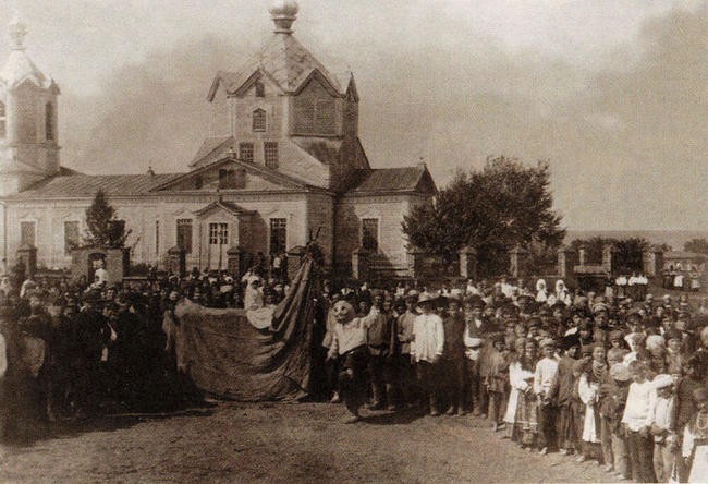 1. Деревенский праздник