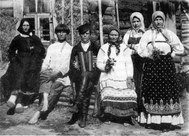 9. Деревенская молодежь