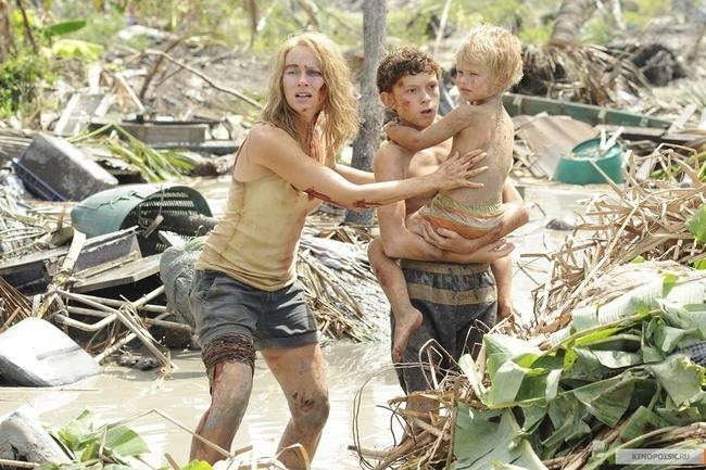 "Невозможное" (Lo imposible, 2012 г.)