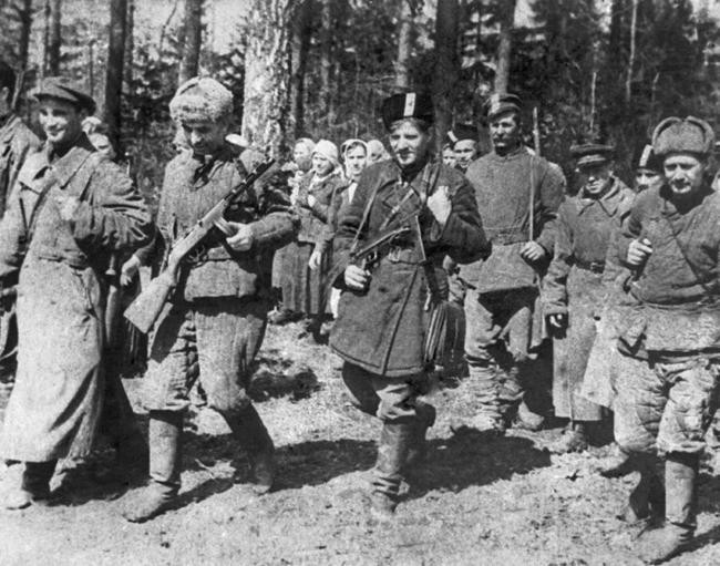 3. Отряд партизан