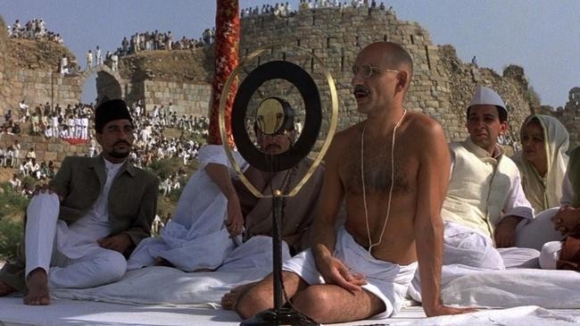Ганди / Gandhi (1982). 11 номинаций, 8 премий Оскар
