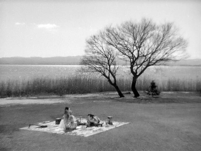 Сказки туманной луны после дождя / Ugetsu monogatari (1953, Кэндзи Мидзогути)