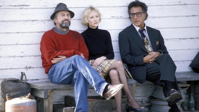 Плутовство / Хвост виляет собакой / Wag the Dog (1997, Барри Левинсон)