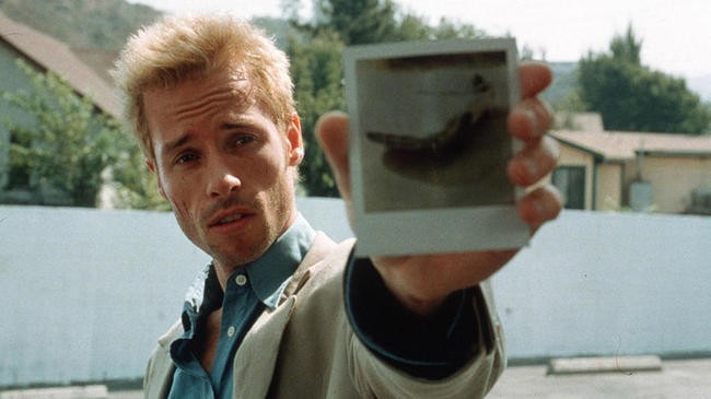Помни / Memento (2000, Кристофер Нолан)