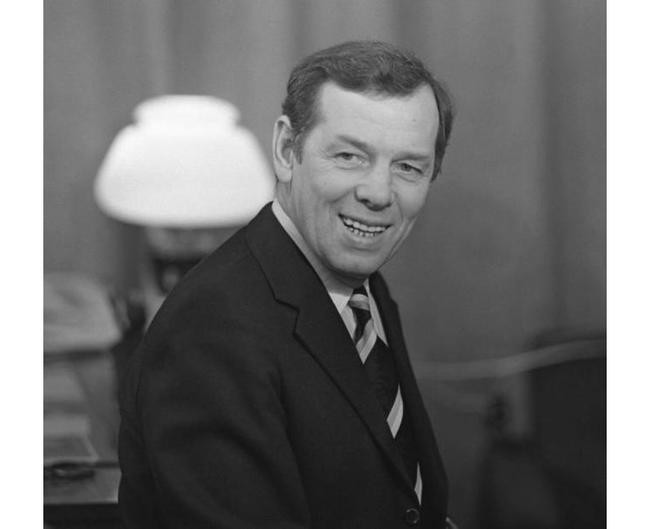 Георгий Жжёнов