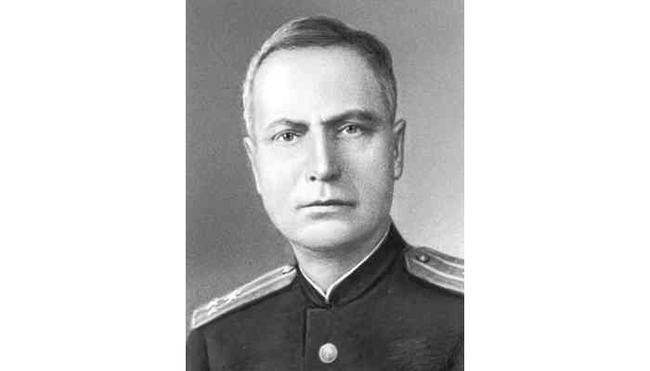 Маврикий Трофимович Слепнёв (1896—1965)