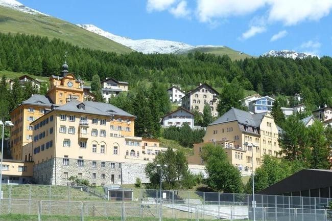 Лицей Alpinum Zuoz в Швейцарии