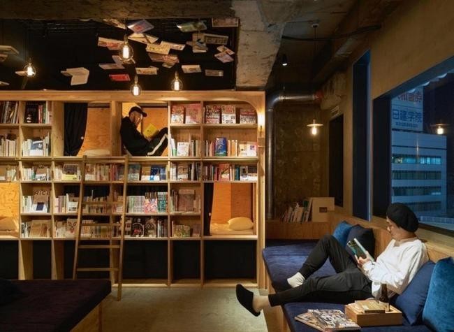 Хостел BOOK AND BED, Токио