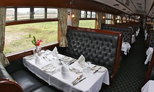 Посещение Южной Африки в винтажном вагоне-ресторан на Rovos Rail