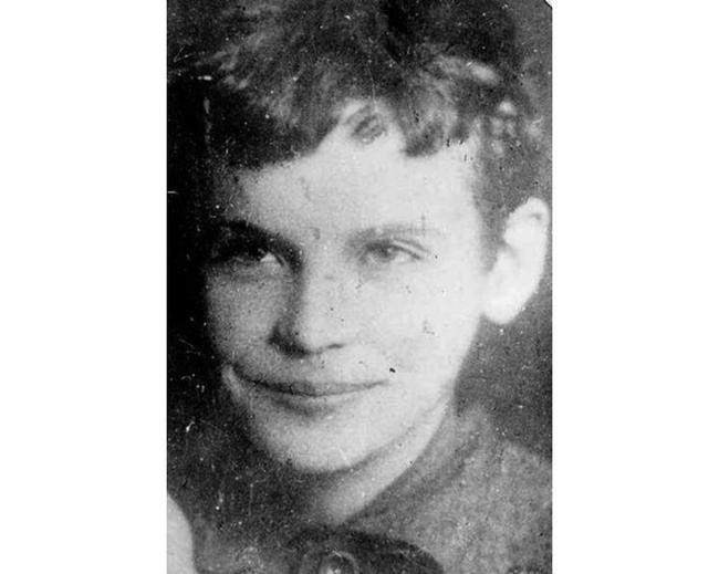 Юрий Чирков, 15 лет