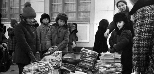 2. Сдавать макулатуру