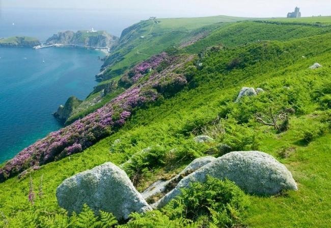 Остров Ланди, Англия