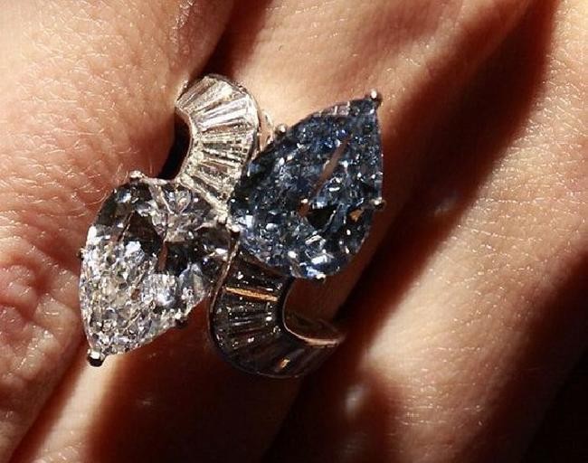 3. Голубое кольцо от Bvlgari – 15,7 млн. $