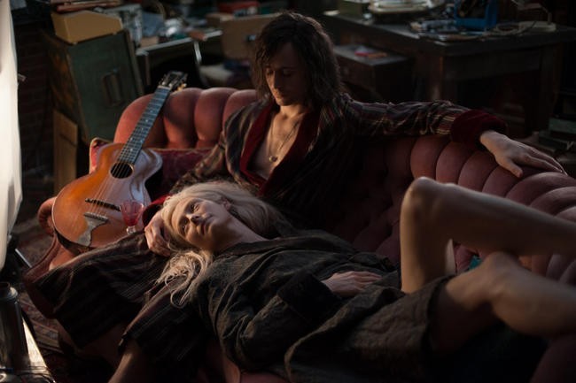 Выживут только любовники / Only Lovers Left Alive (2013)