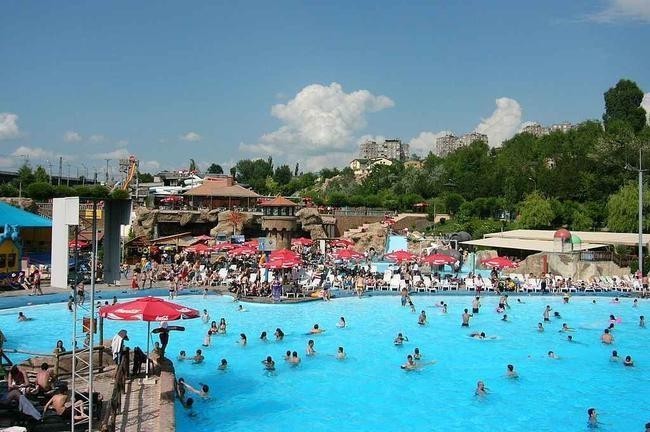 Ереванский водный мир