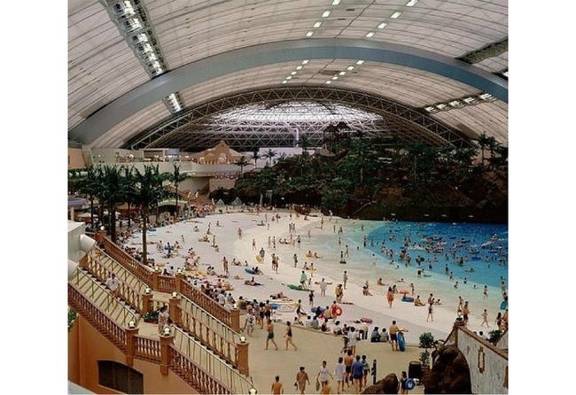 2. Крытый аквапарк