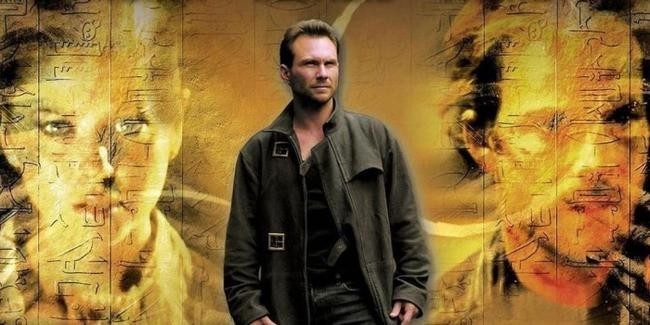 8. Один в темноте (2005)