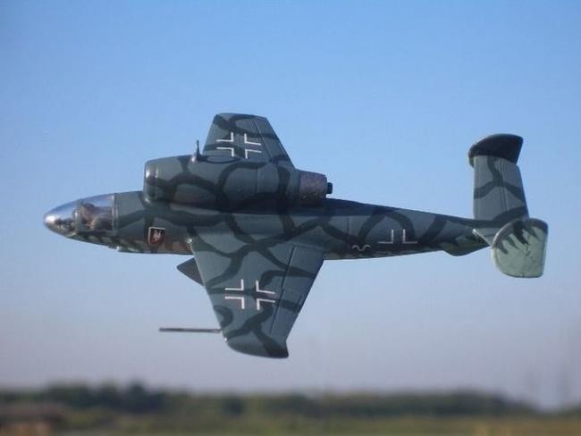 2. Henschel Hs-132