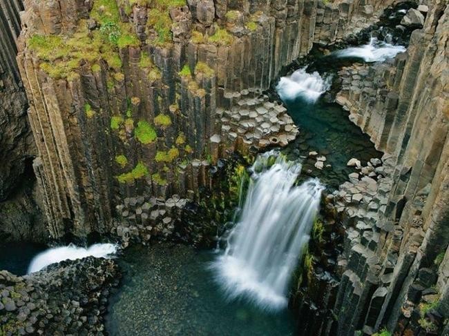 Водопады Litlanesfoss, Исландия