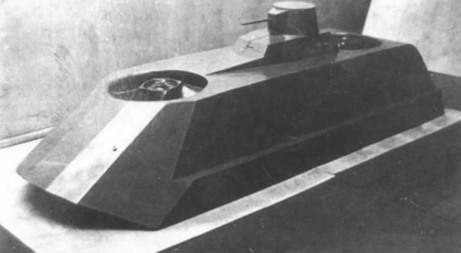 3. «Болотный» танк