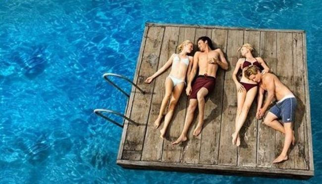 19. Тайное влечение / Perfect Mothers (Adore) (2013)