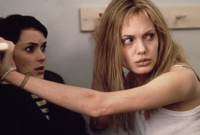 16. Прерванная жизнь / Girl, Interrupted (1999)
