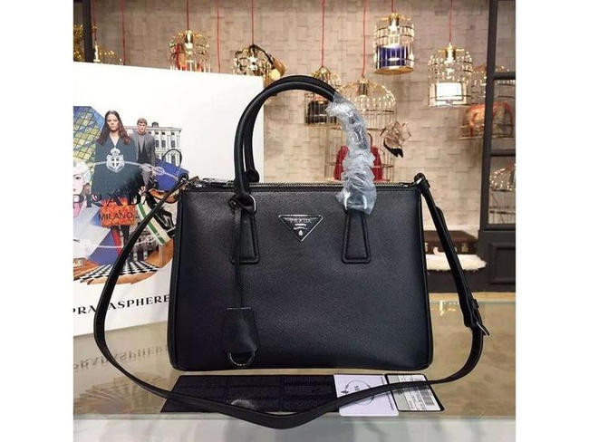 5. Сумка Galleria, Prada
