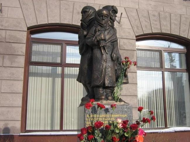 3. Памятник детям блокадного Ленинграда