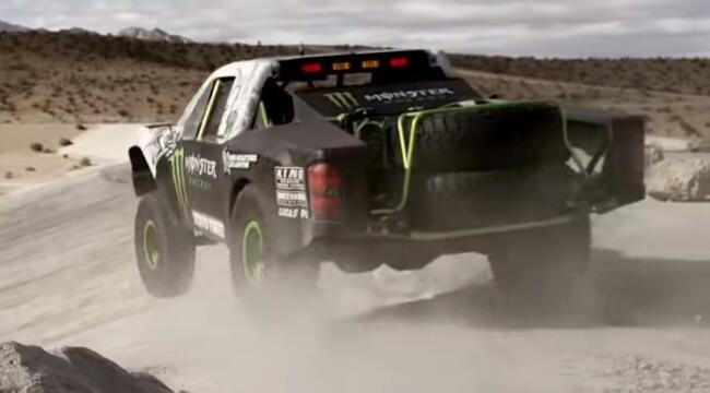2. Trophy Truck – покоритель пустынь и бездорожья