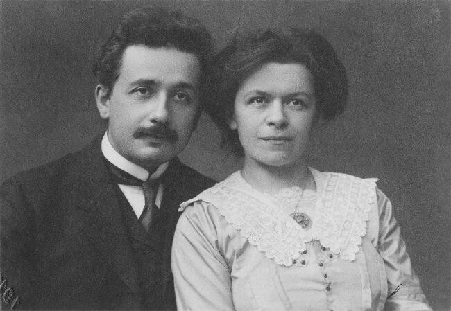 Альберт Эйнштейн