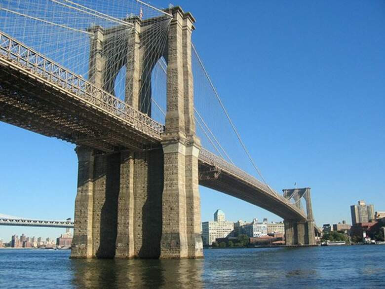 7. Бруклинский мост, США