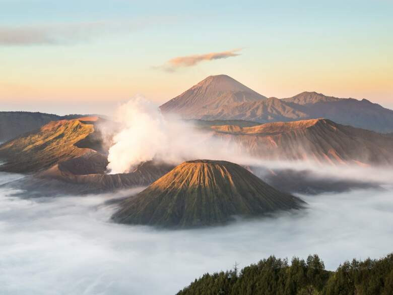 8. Гора Бромо (Bromo), Индонезия