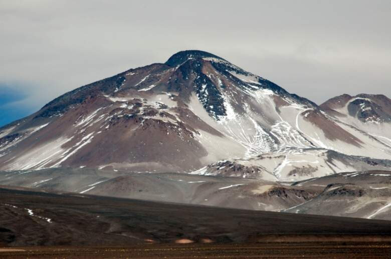 13. Охос дель Саладо (6893 м.), Чили/Аргентина