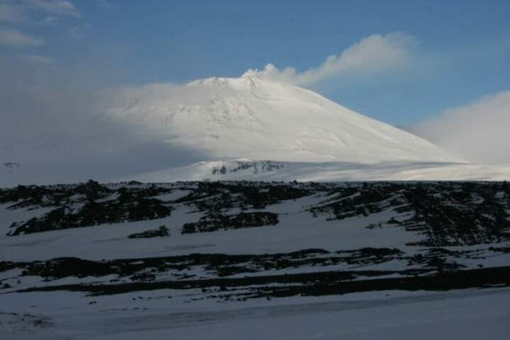 4. Гора Эребус (Erebus)