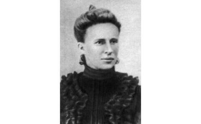 Елена Стасова