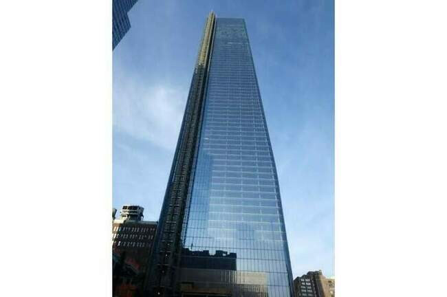 7. Небоскреб One Manhattan West в Нью-Йорке (303 м, США)