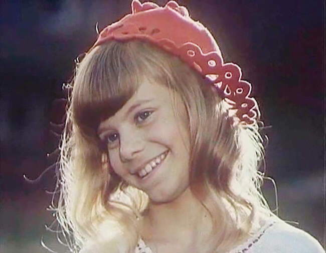 Про Красную Шапочку (1977)