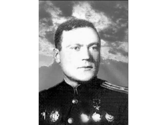 Легендарный лётчик